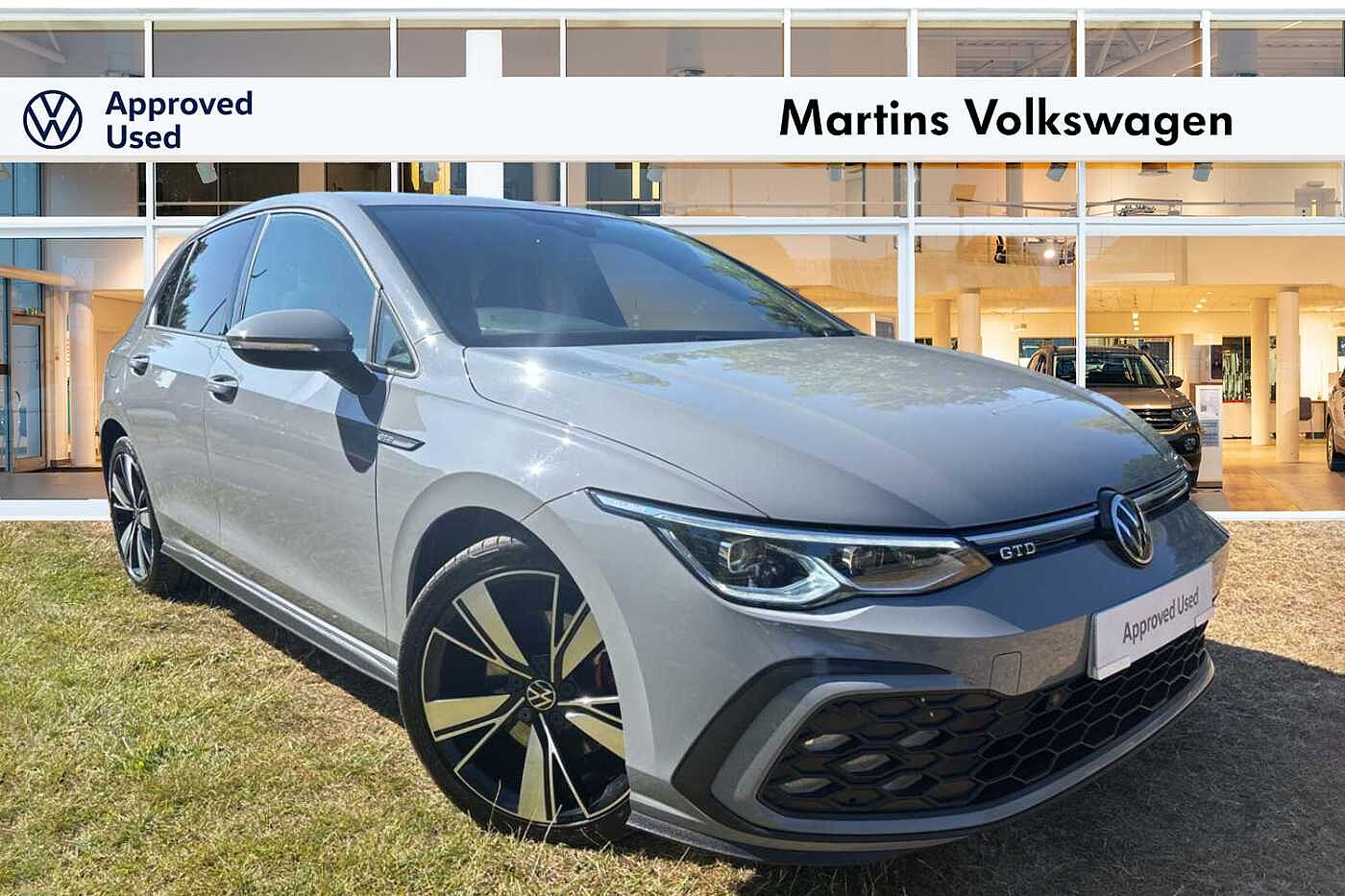 Main listing image - Volkswagen Golf