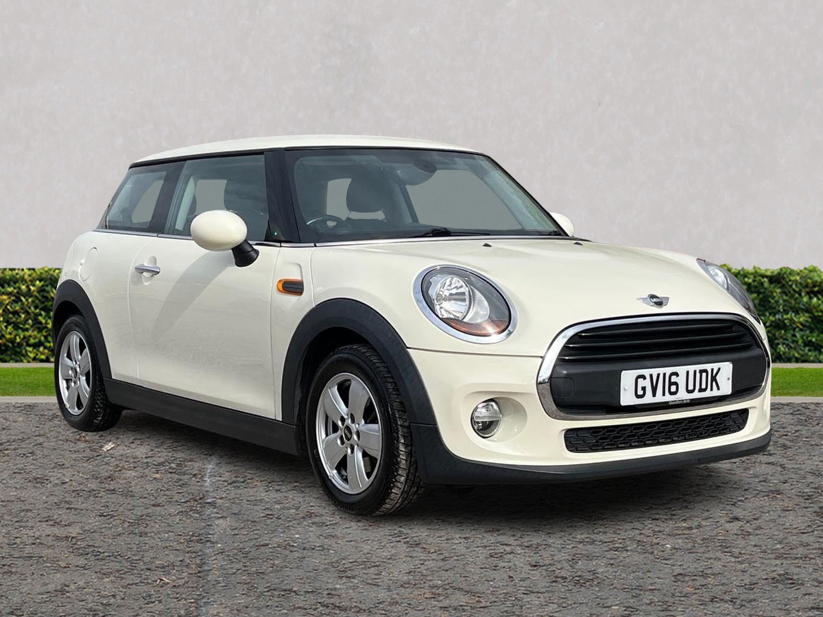 Main listing image - MINI Hatchback