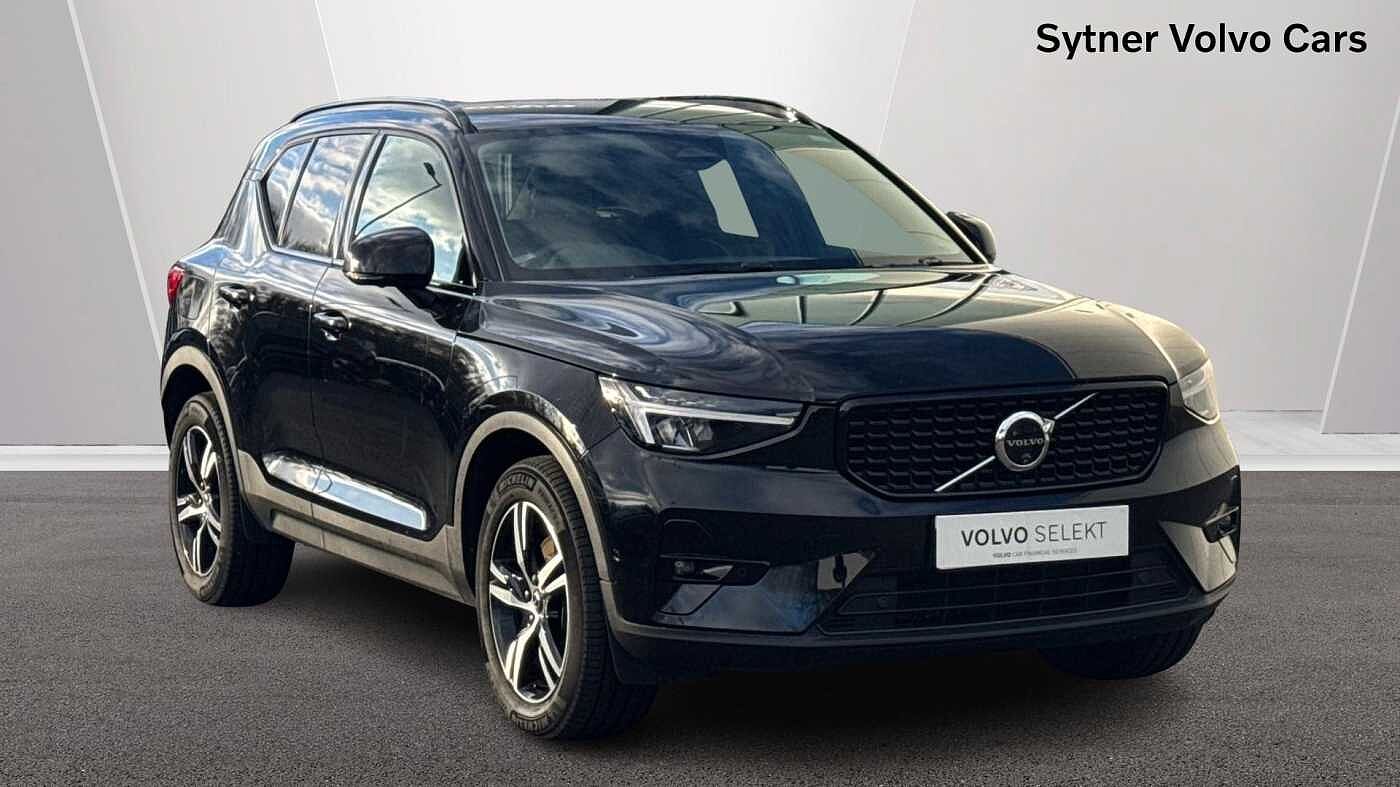 Main listing image - Volvo XC40
