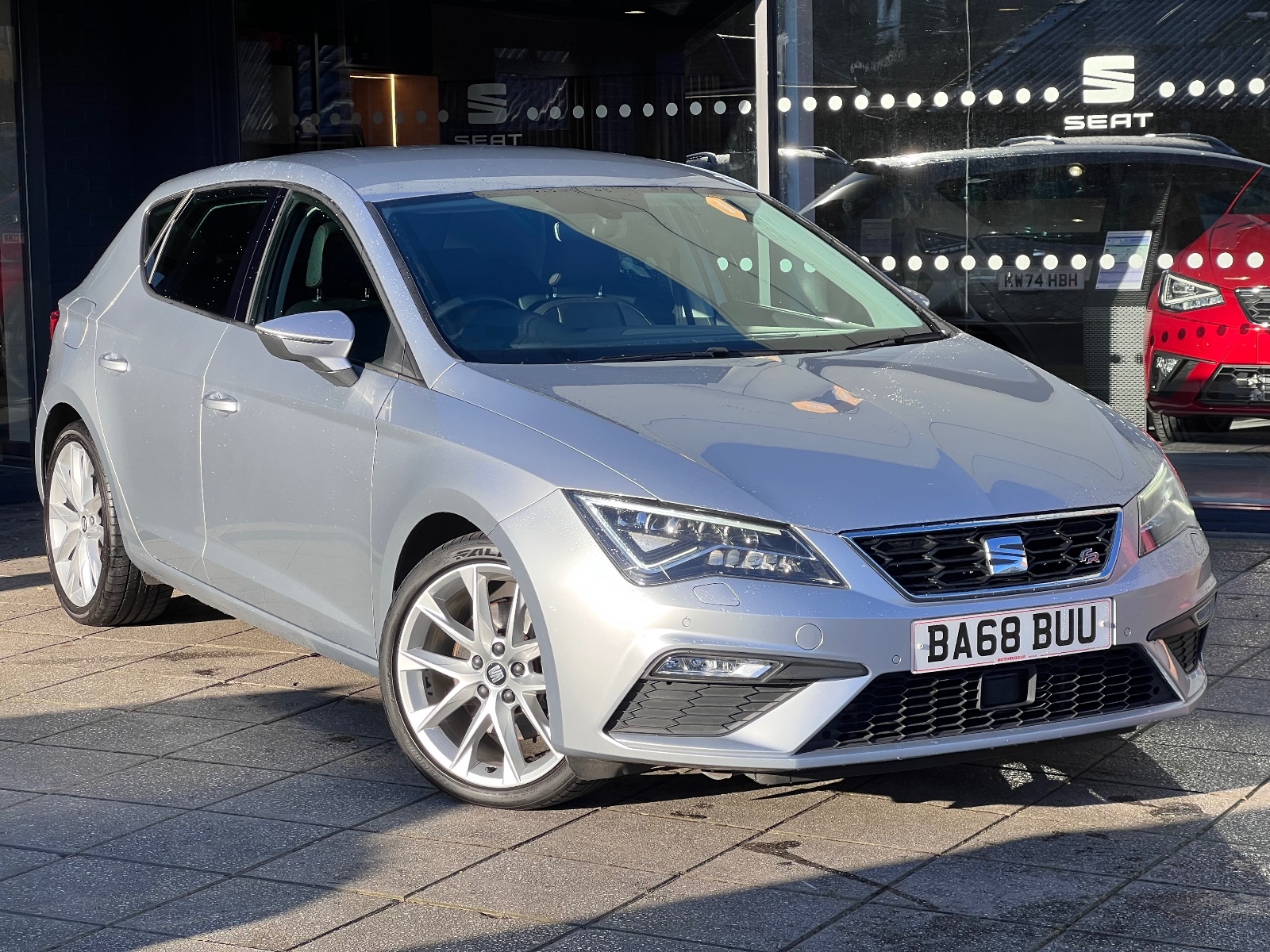 Main listing image - SEAT Leon