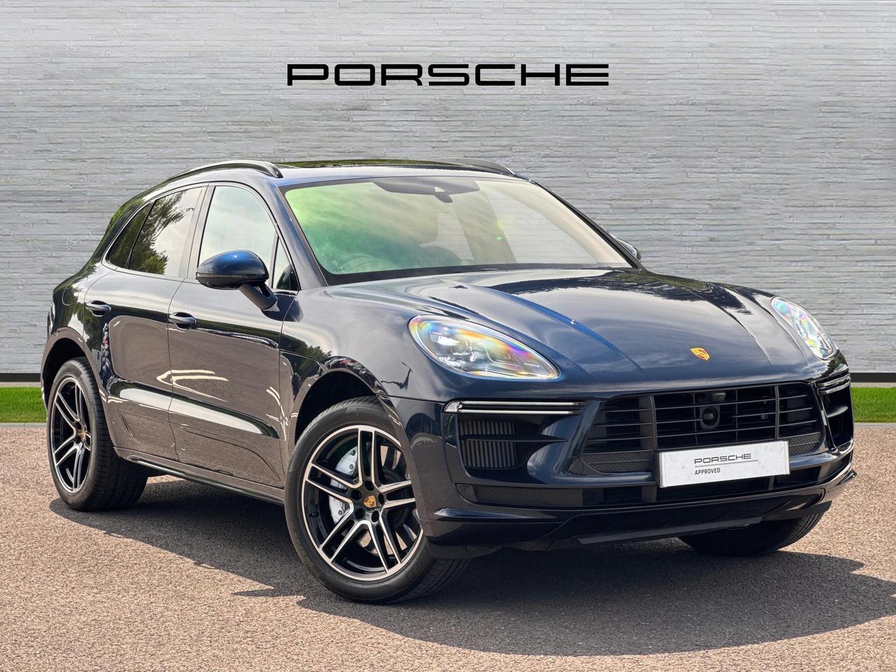 Main listing image - Porsche Macan