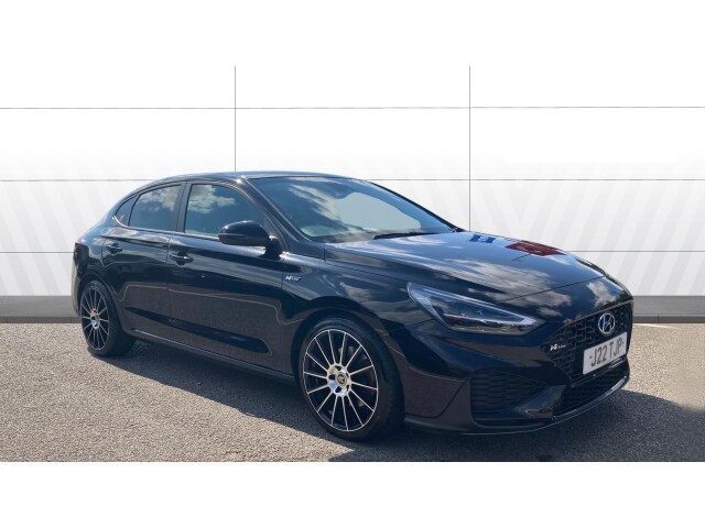 Main listing image - Hyundai i30 Fastback