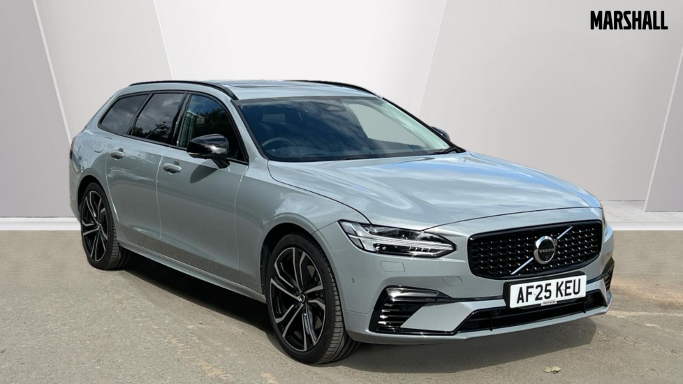 Main listing image - Volvo V90
