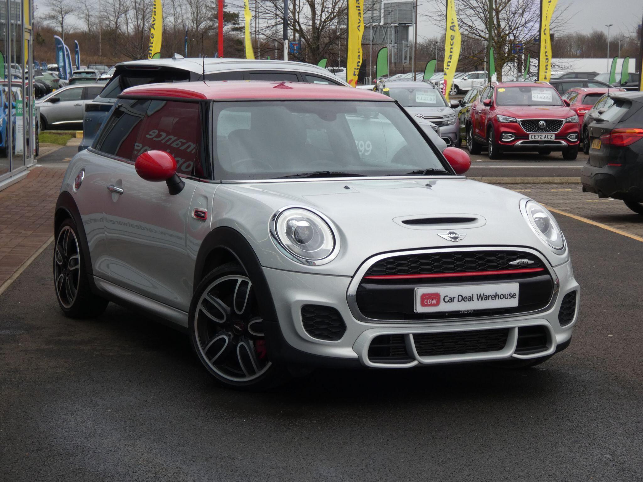 Main listing image - MINI Hatchback