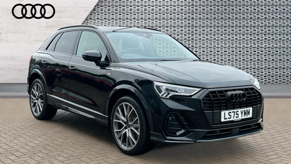 Main listing image - Audi Q3