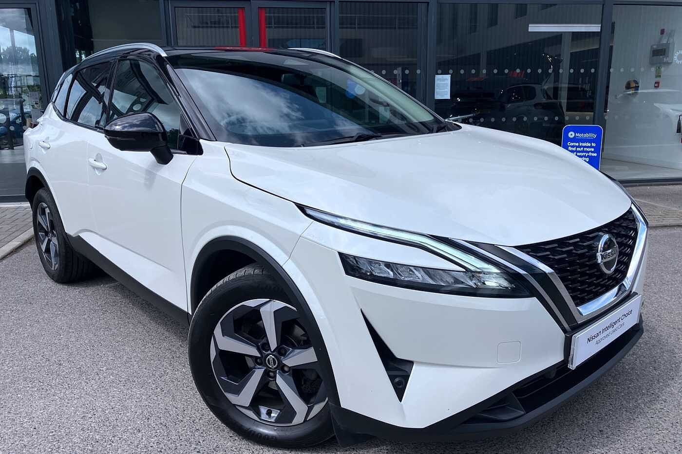 Main listing image - Nissan Qashqai