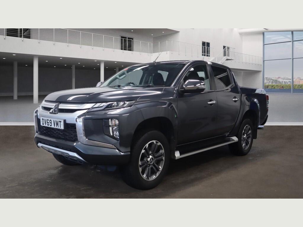 Main listing image - Mitsubishi L200