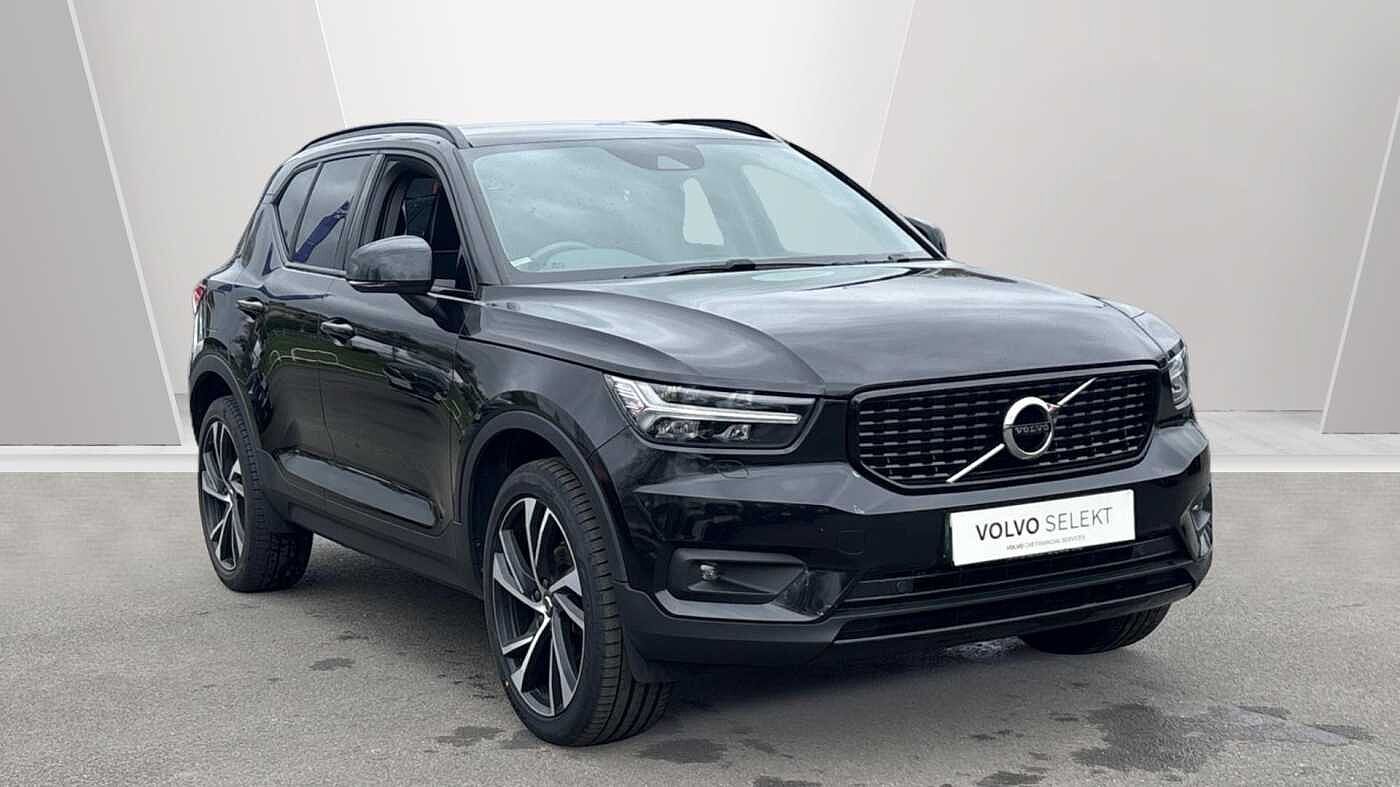 Main listing image - Volvo XC40
