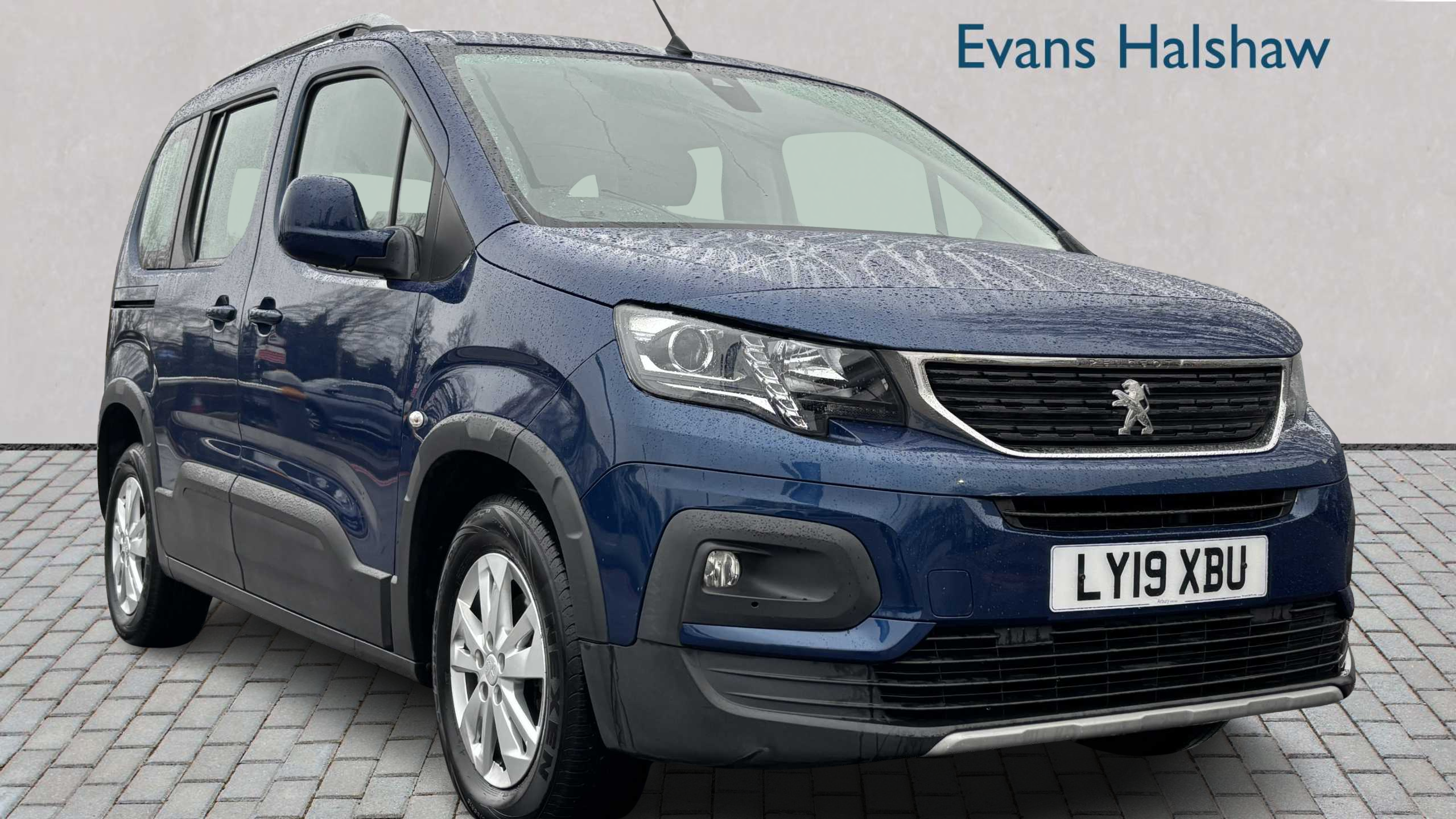 Main listing image - Peugeot Rifter