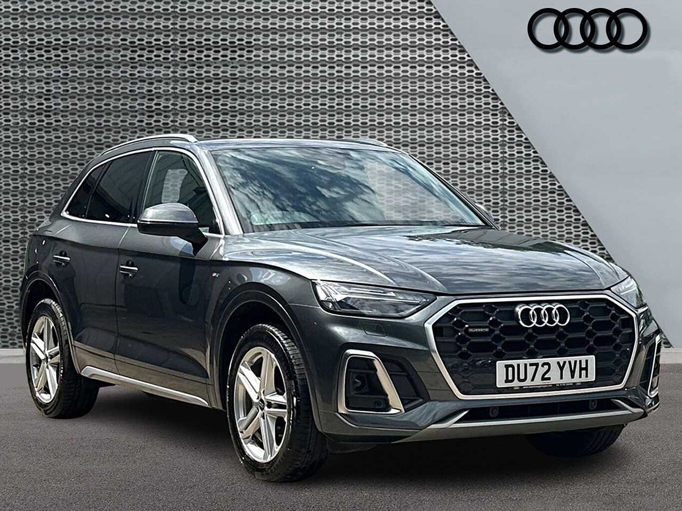 Main listing image - Audi Q5