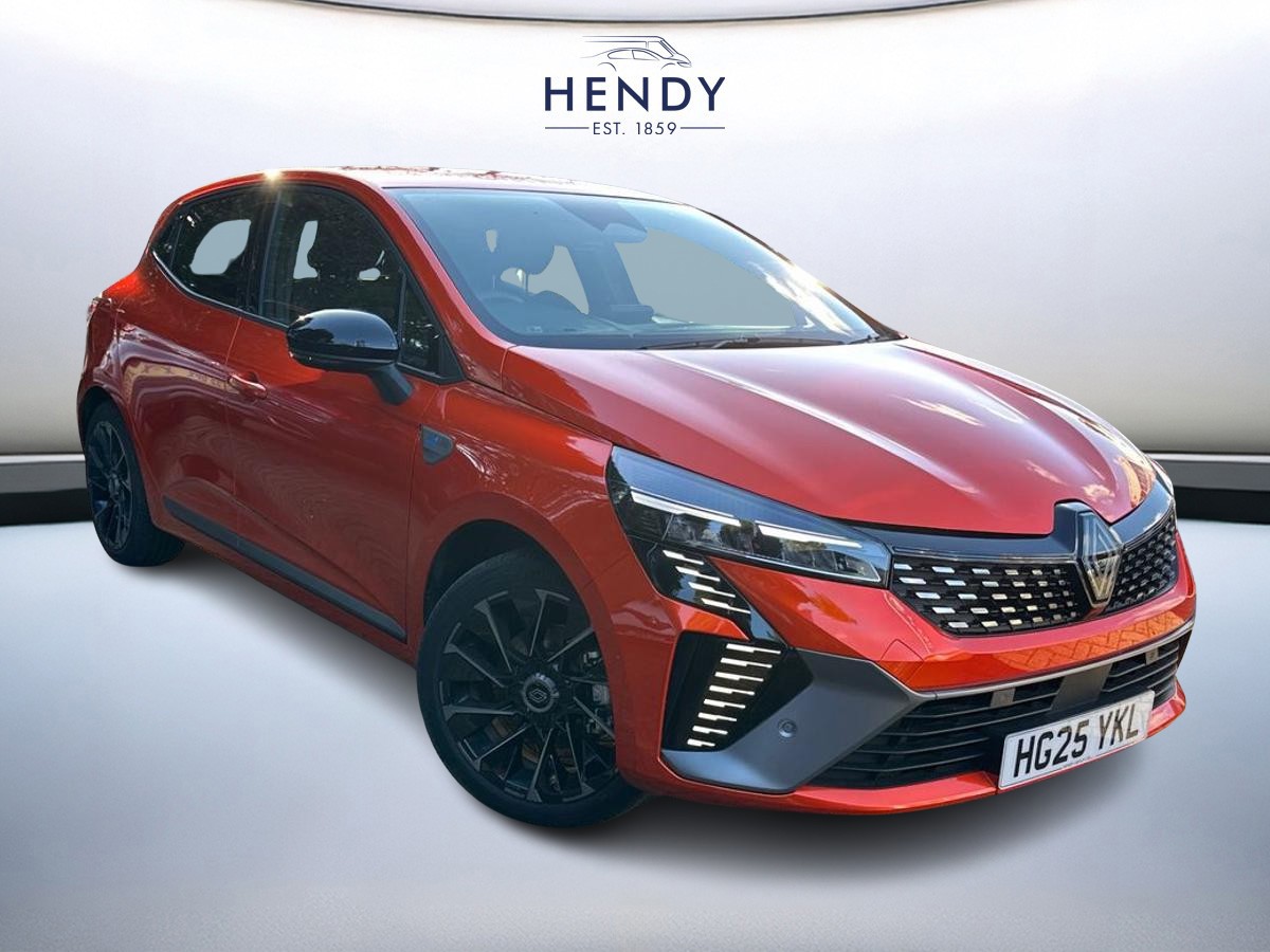 Main listing image - Renault Clio