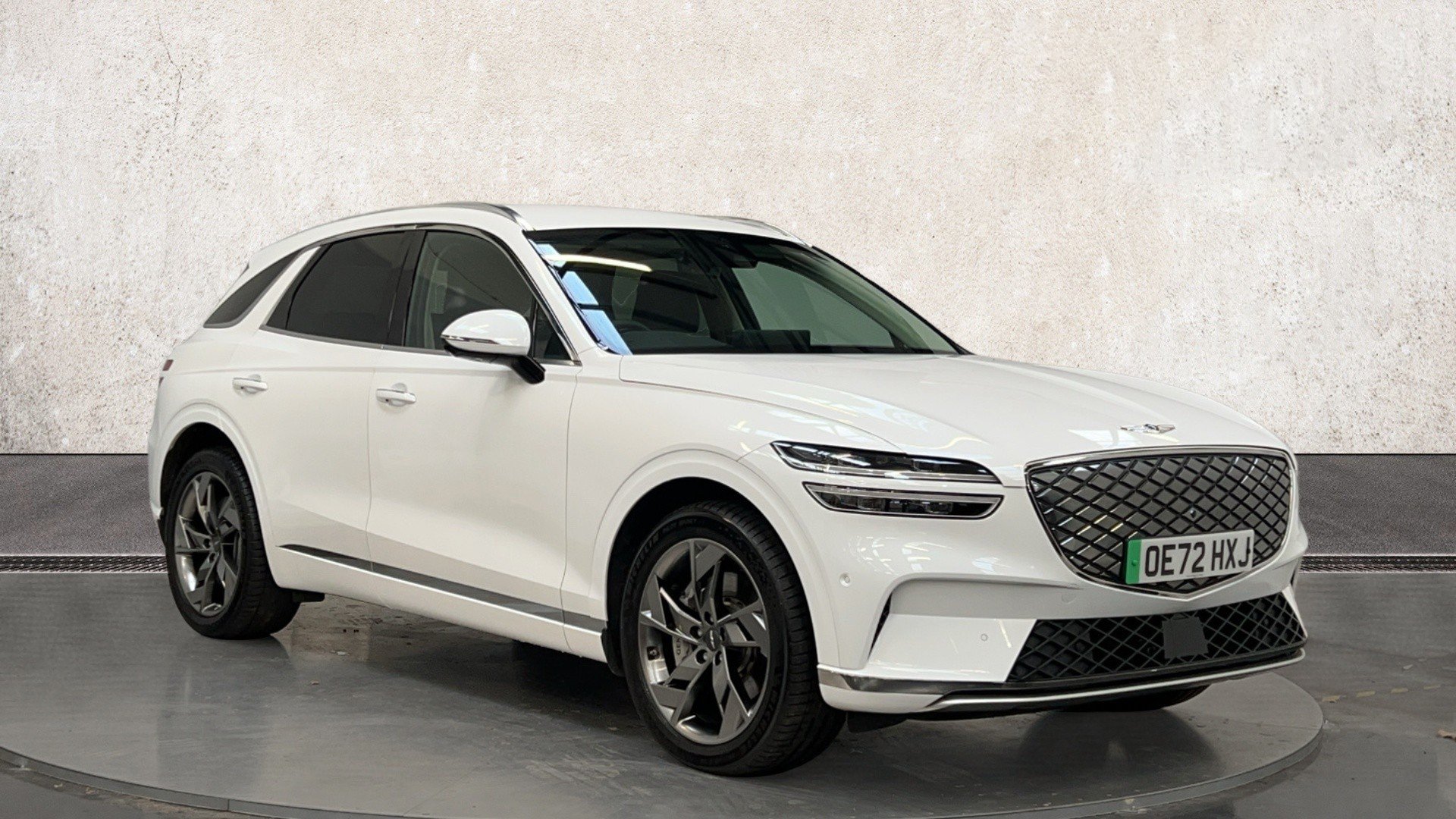 Main listing image - Genesis Gv70