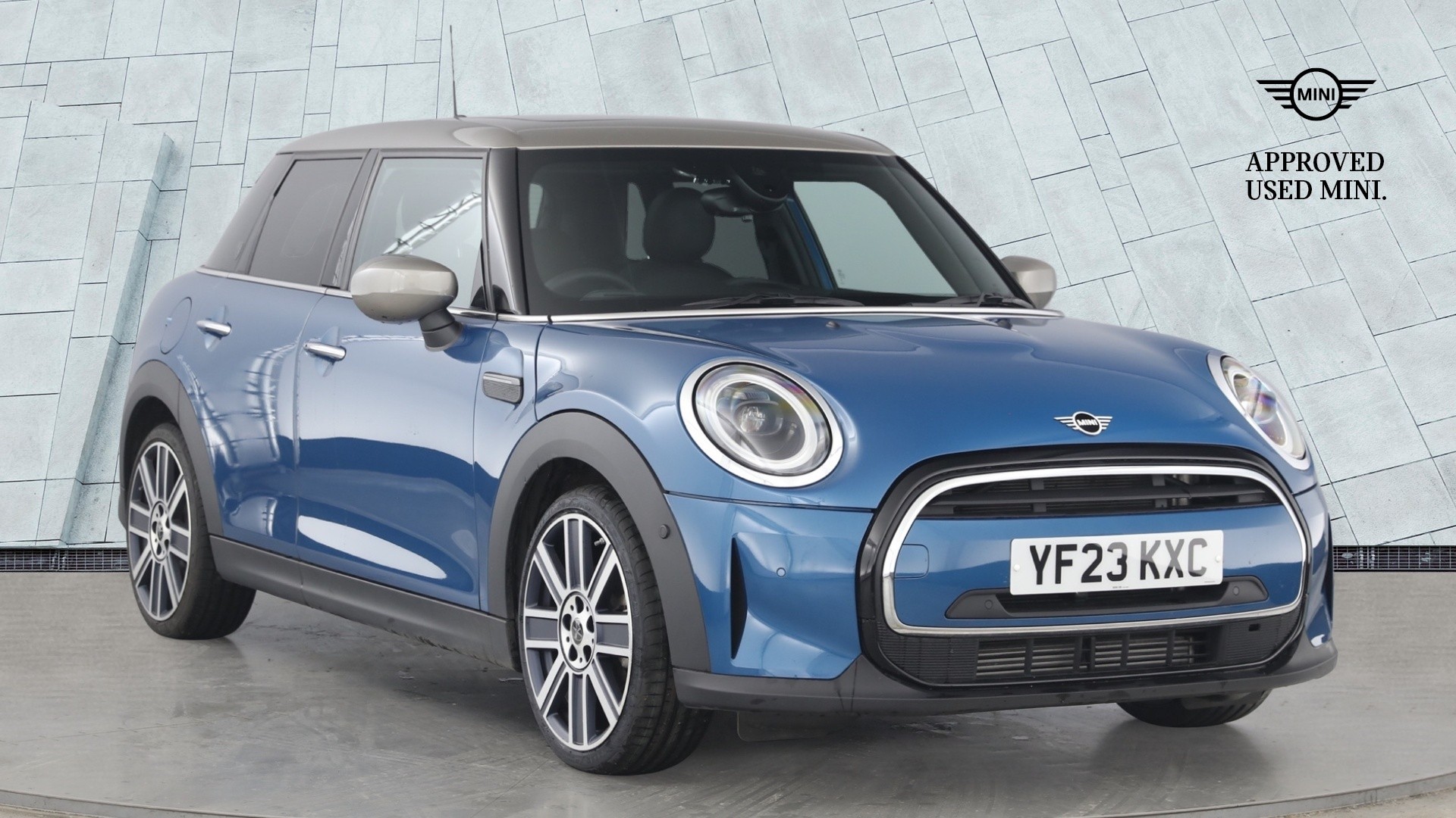 Main listing image - MINI Hatchback 5dr