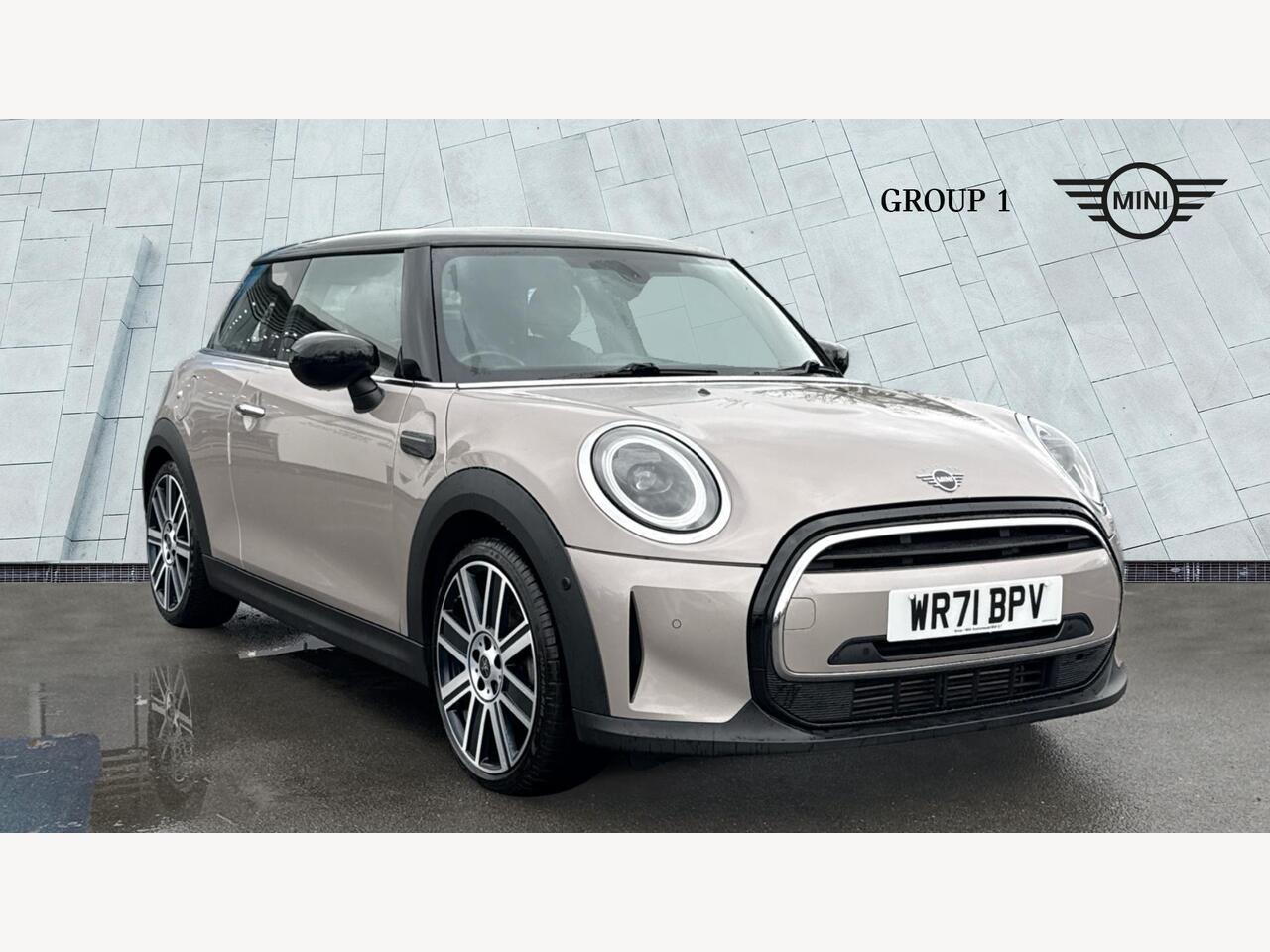 Main listing image - MINI Hatchback