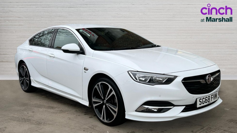 Main listing image - Vauxhall Insignia