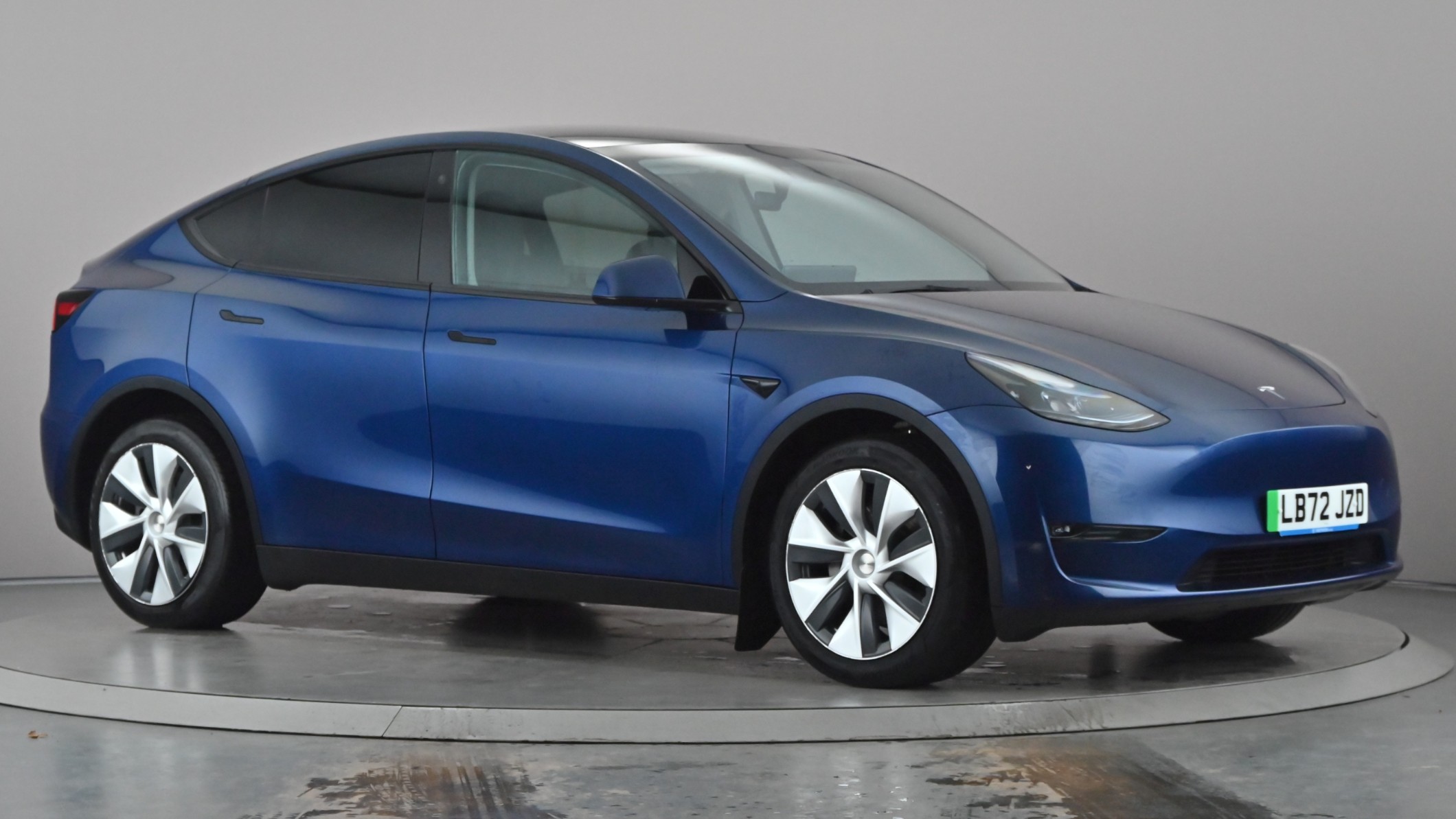 Main listing image - Tesla Model Y