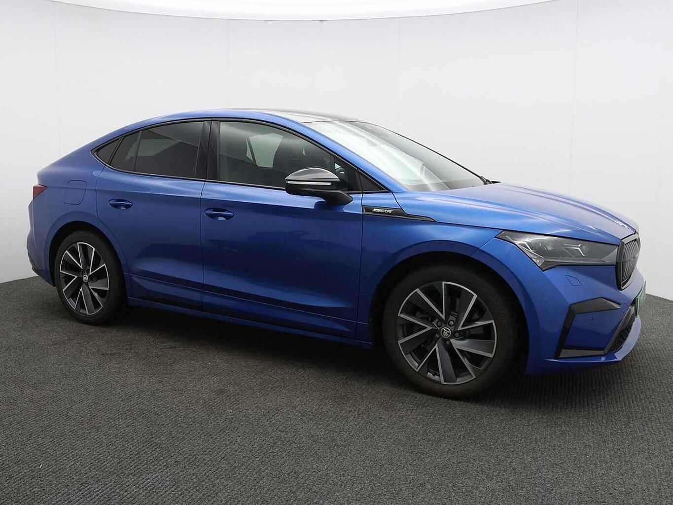 Main listing image - Skoda Enyaq