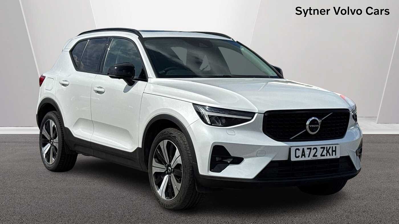 Main listing image - Volvo XC40 Recharge