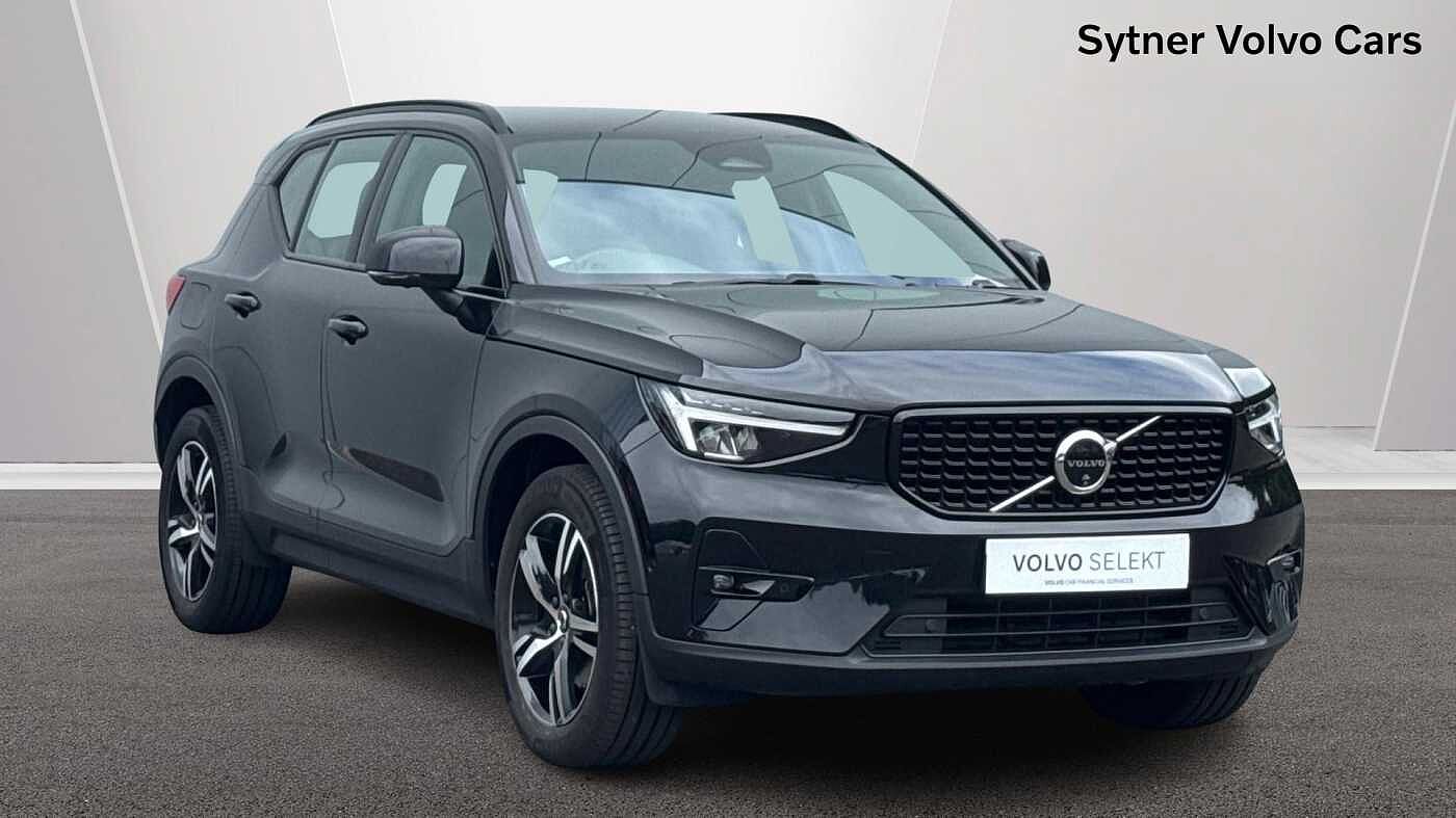 Main listing image - Volvo XC40