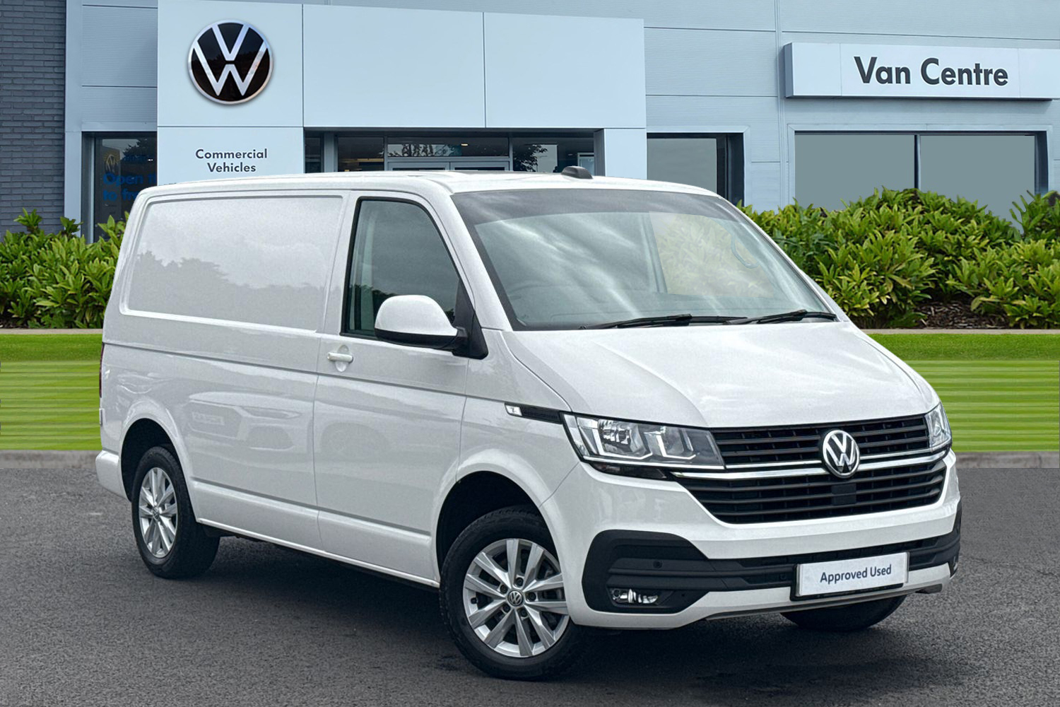 Main listing image - Volkswagen Transporter