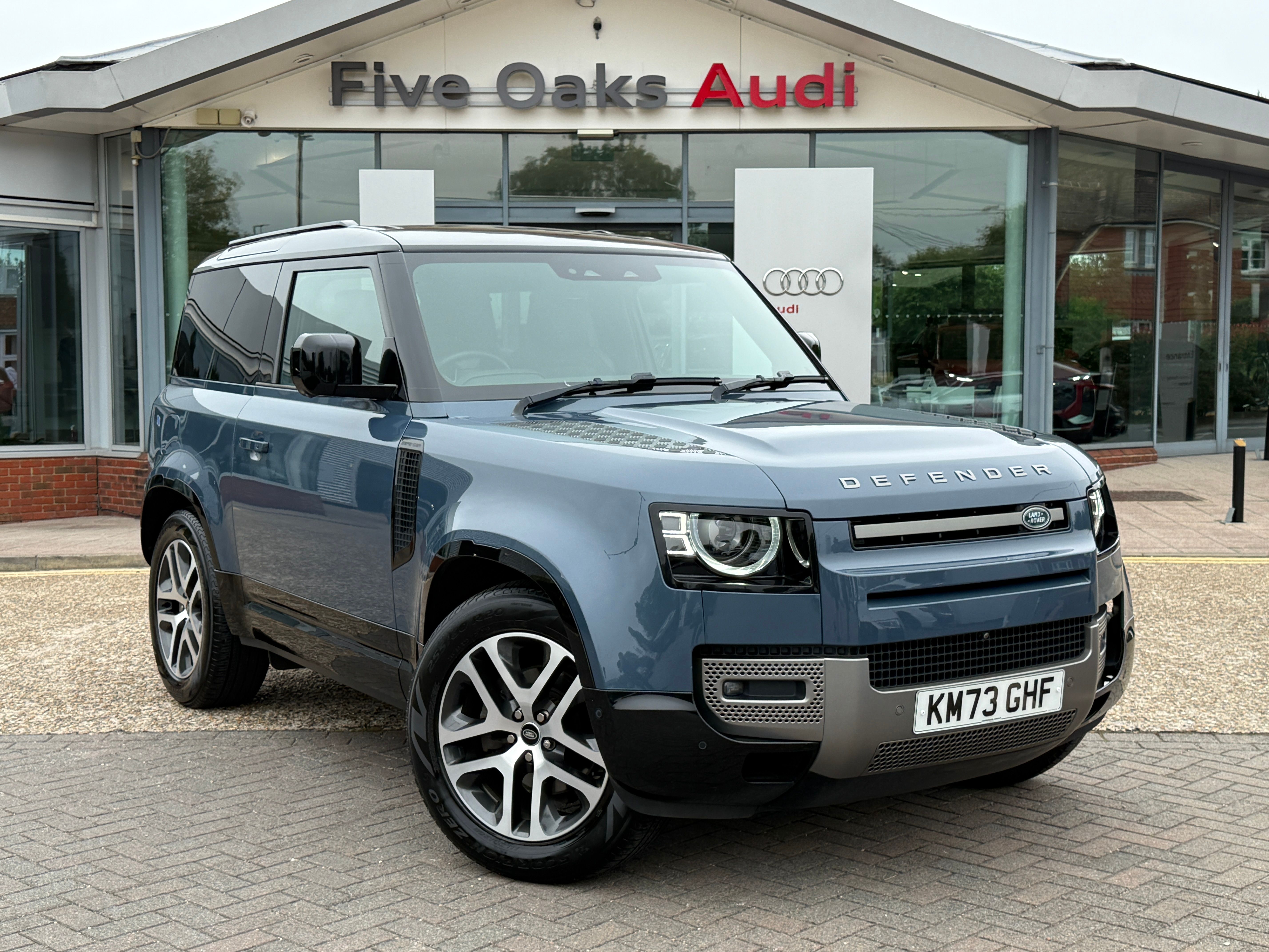Main listing image - Land Rover Defender
