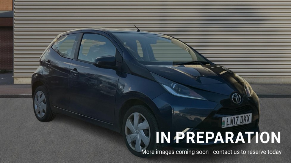 Main listing image - Toyota Aygo