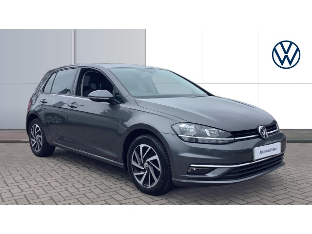 Main listing image - Volkswagen Golf