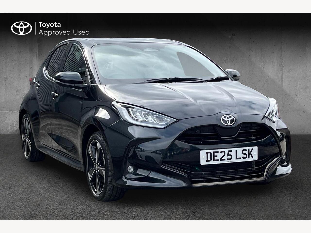 Main listing image - Toyota Yaris