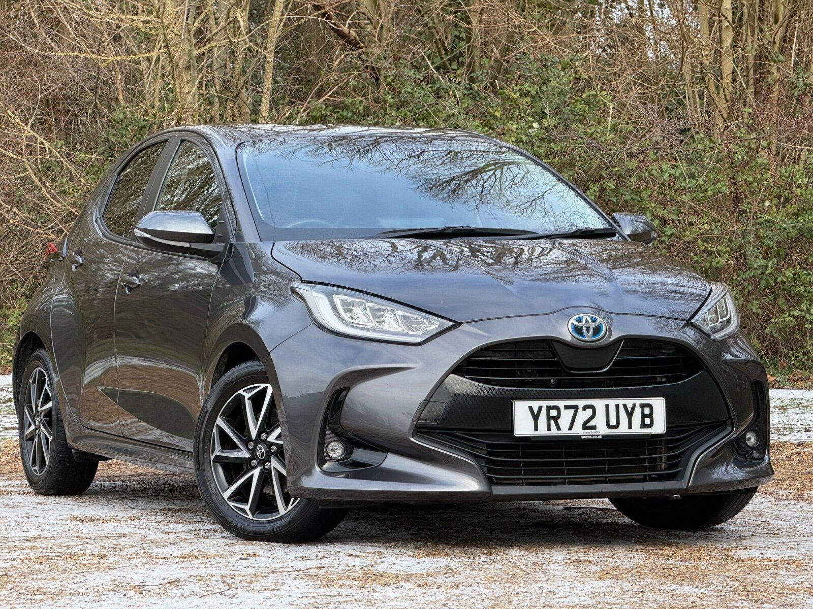 Main listing image - Toyota Yaris