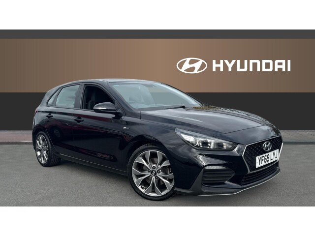 Main listing image - Hyundai i30