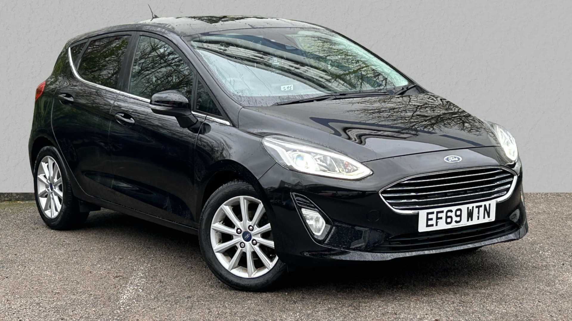 Main listing image - Ford Fiesta