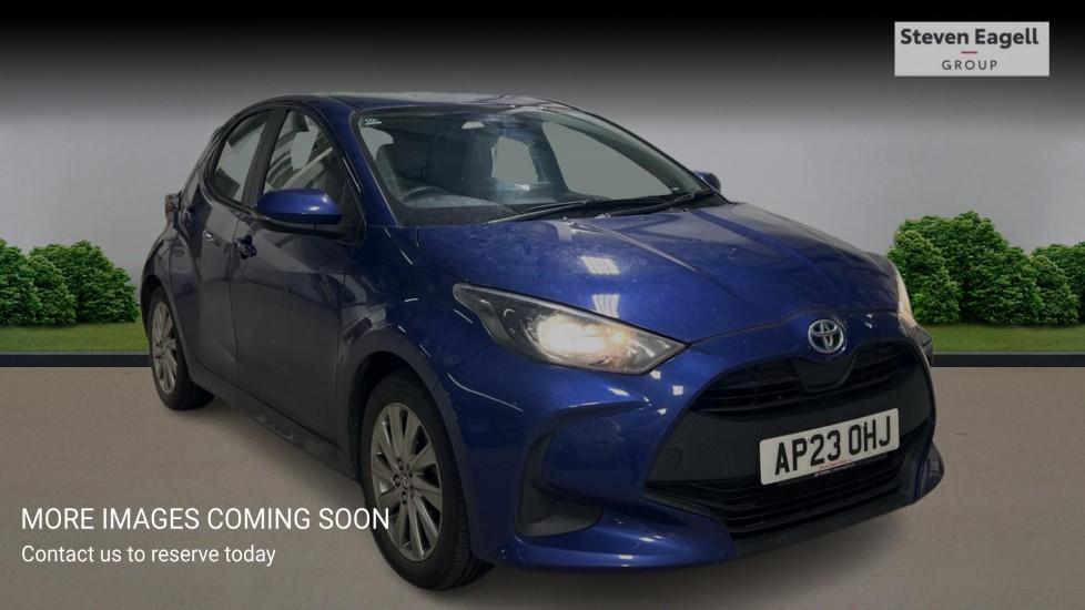 Main listing image - Toyota Yaris