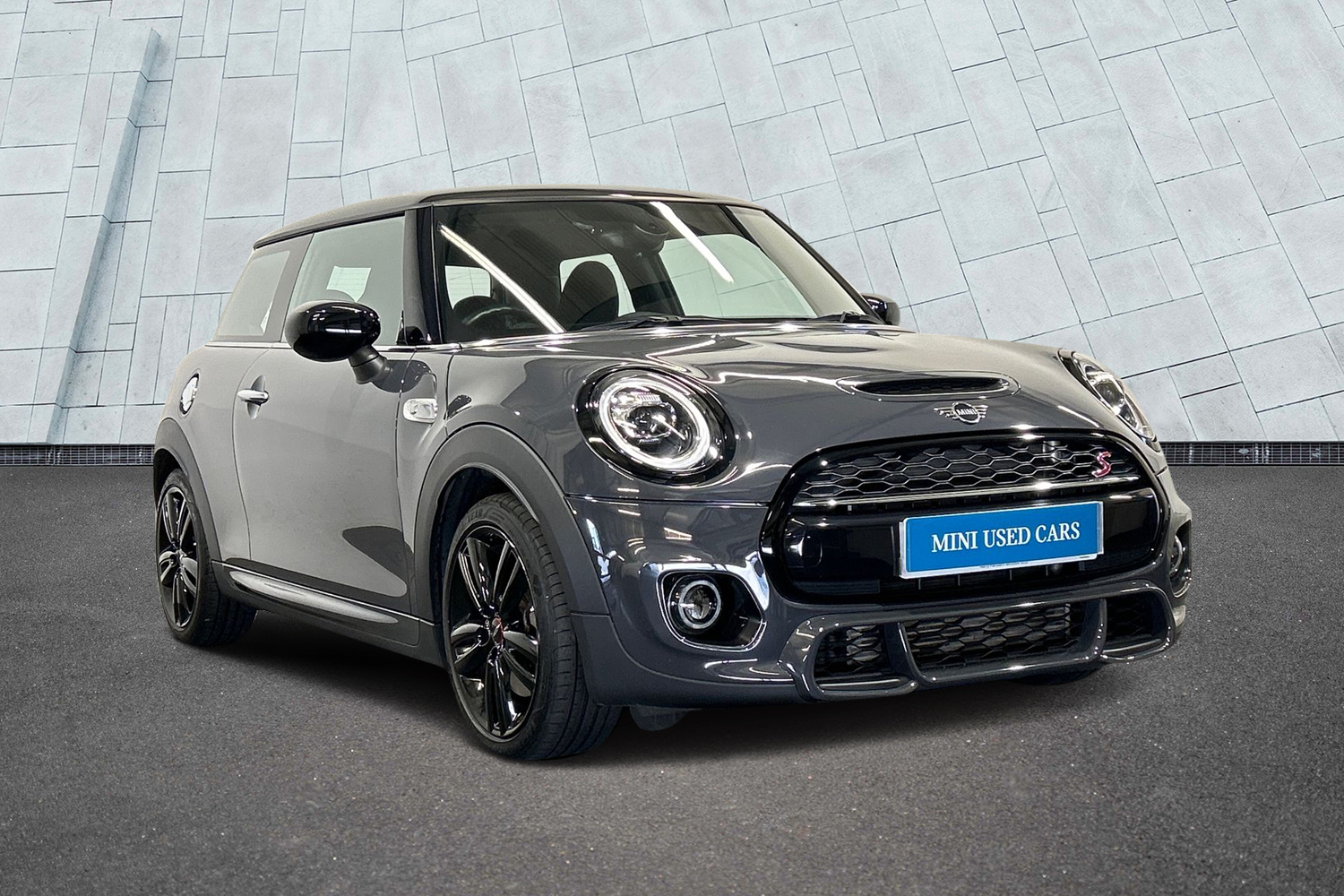 Main listing image - MINI Hatchback