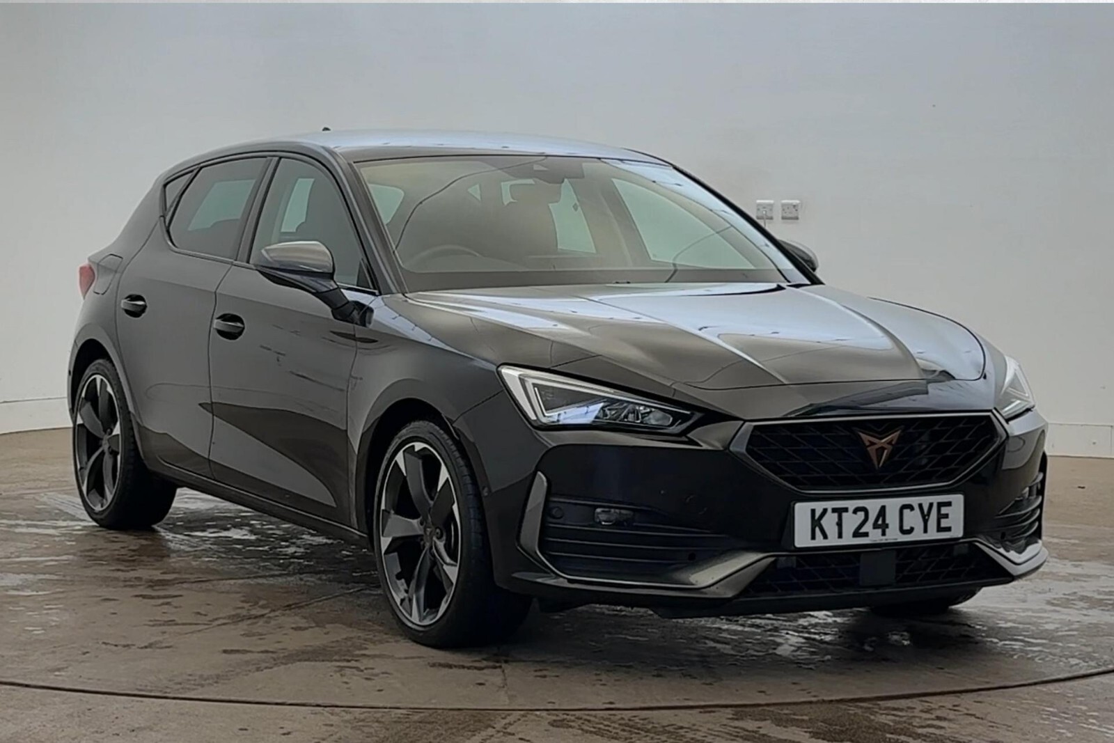 Main listing image - Cupra Leon
