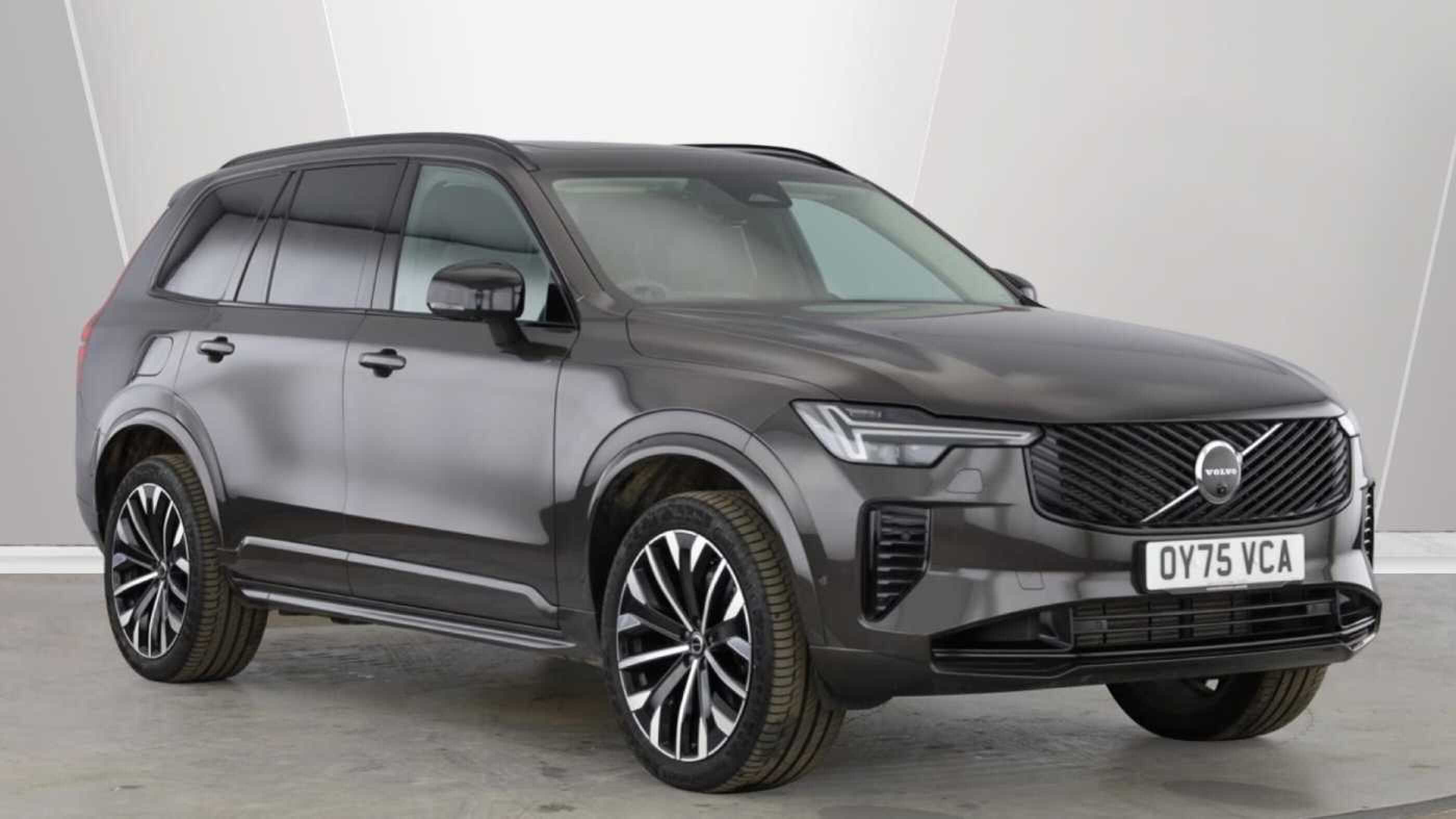 Main listing image - Volvo XC90