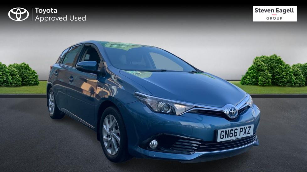 Main listing image - Toyota Auris