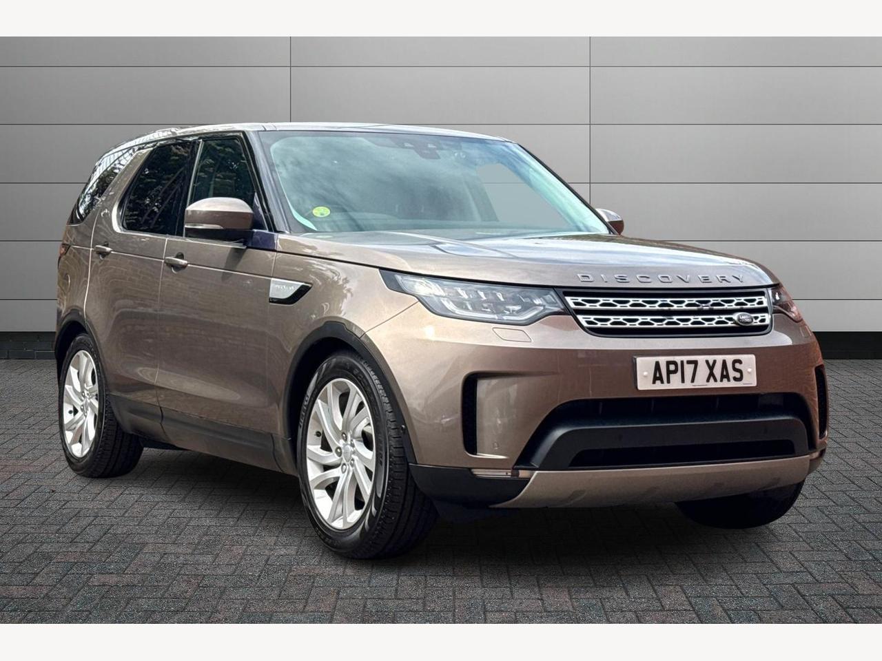 Main listing image - Land Rover Discovery