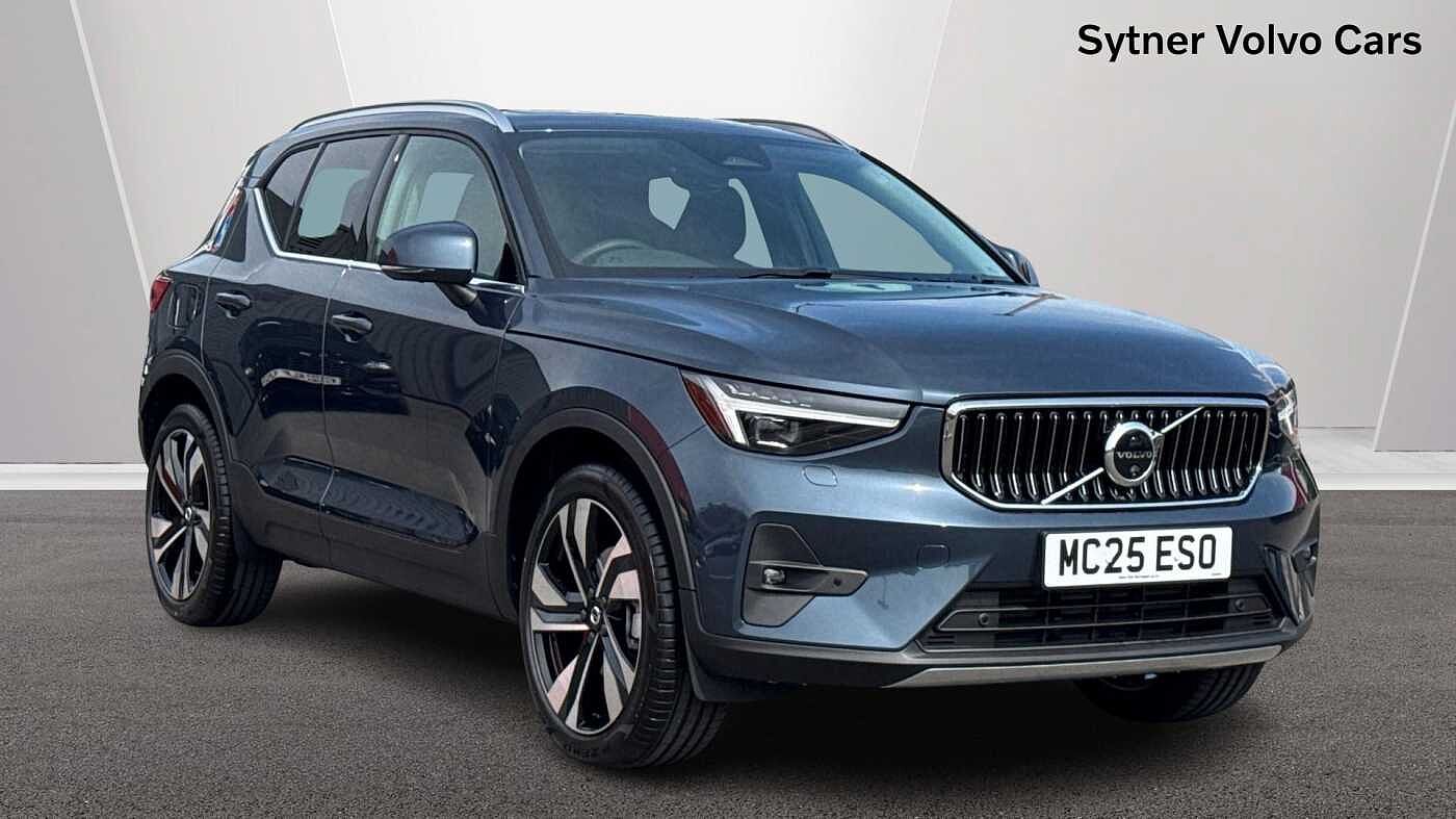 Main listing image - Volvo XC40