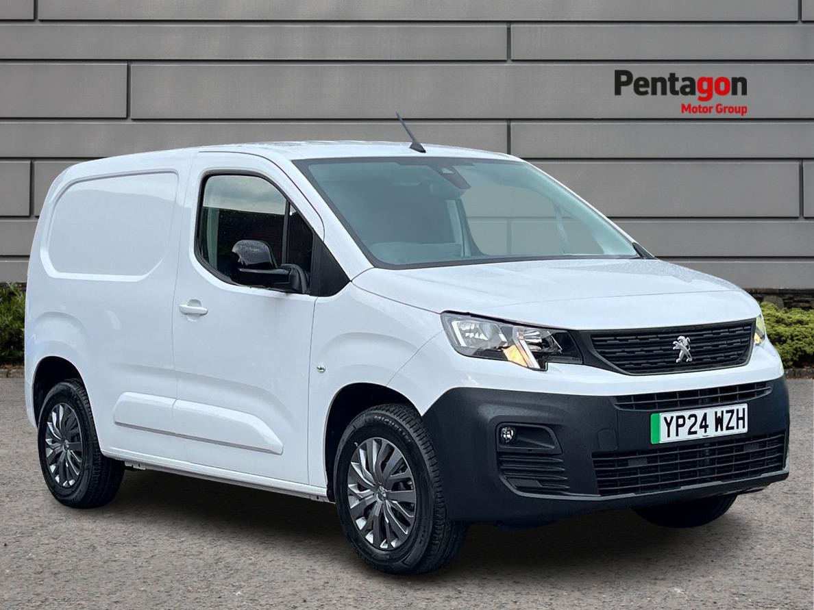 Main listing image - Peugeot e-Partner