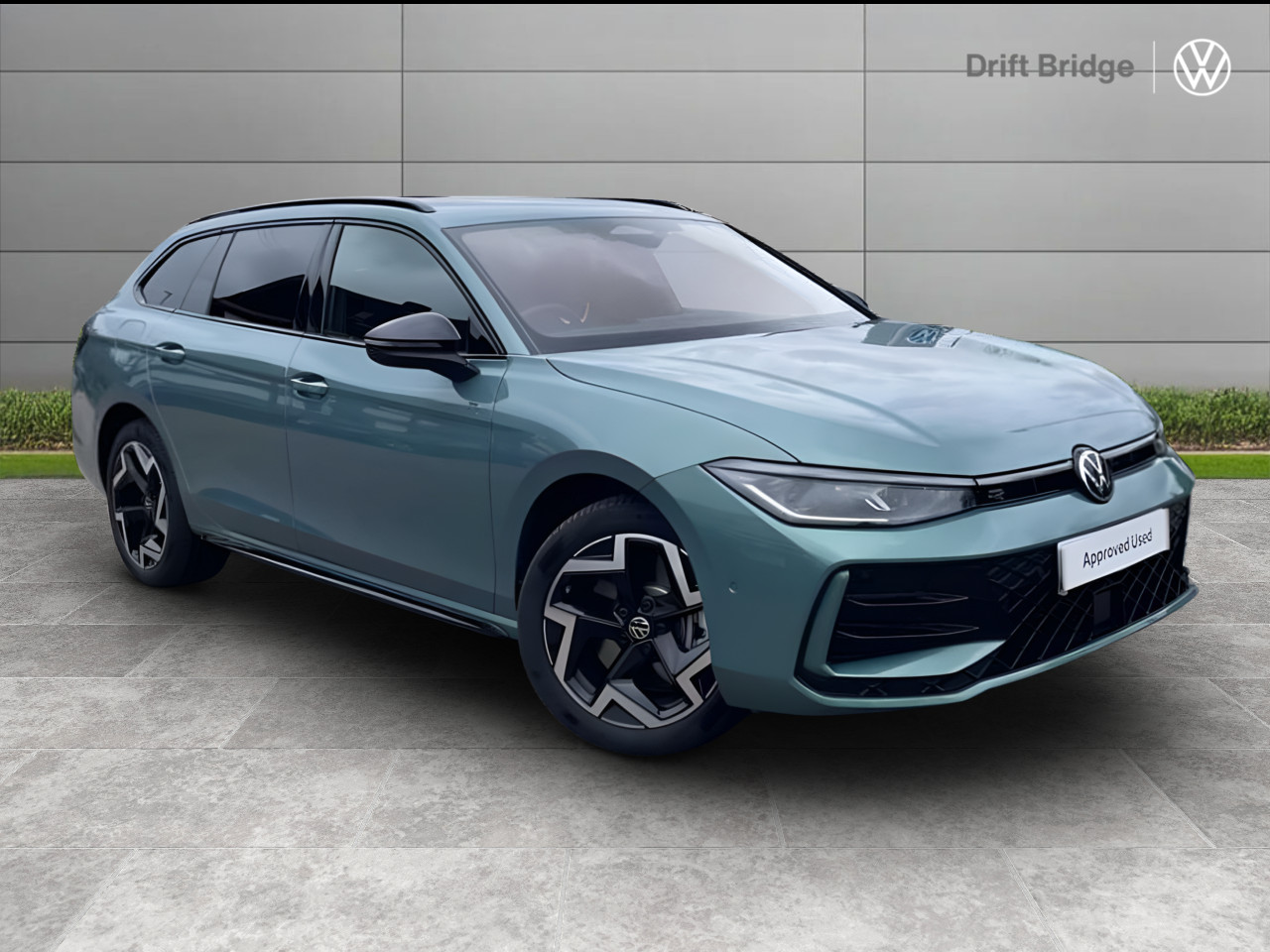 Main listing image - Volkswagen Passat Estate