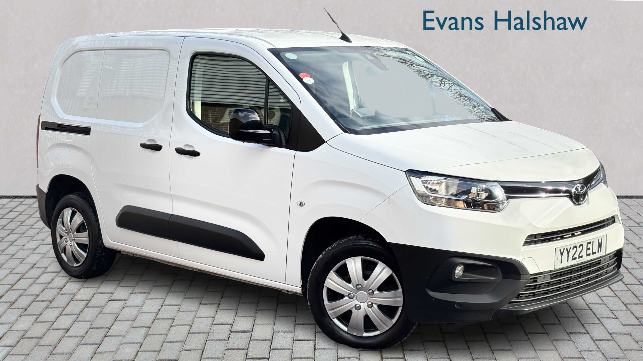 Main listing image - Toyota Proace City