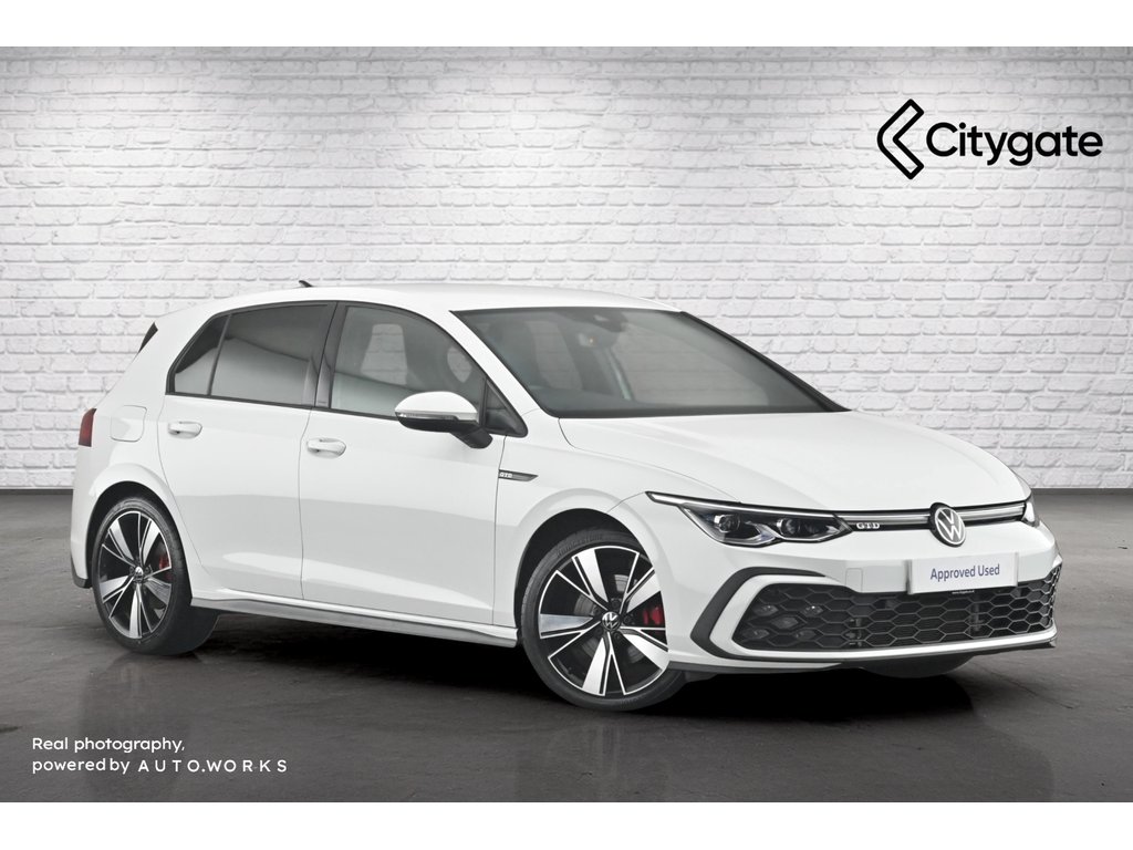 Main listing image - Volkswagen Golf