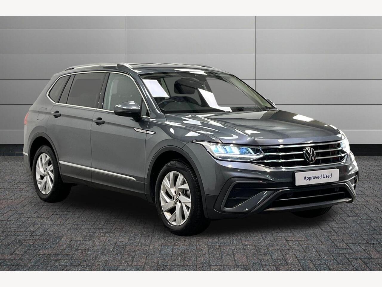 Main listing image - Volkswagen Tiguan Allspace