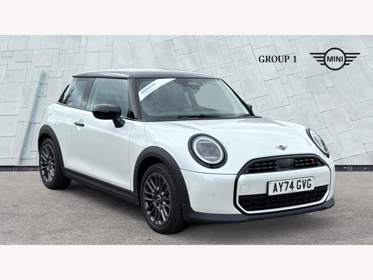 Main listing image - MINI Hatchback