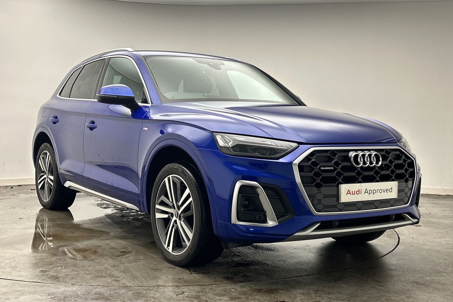 Main listing image - Audi Q5