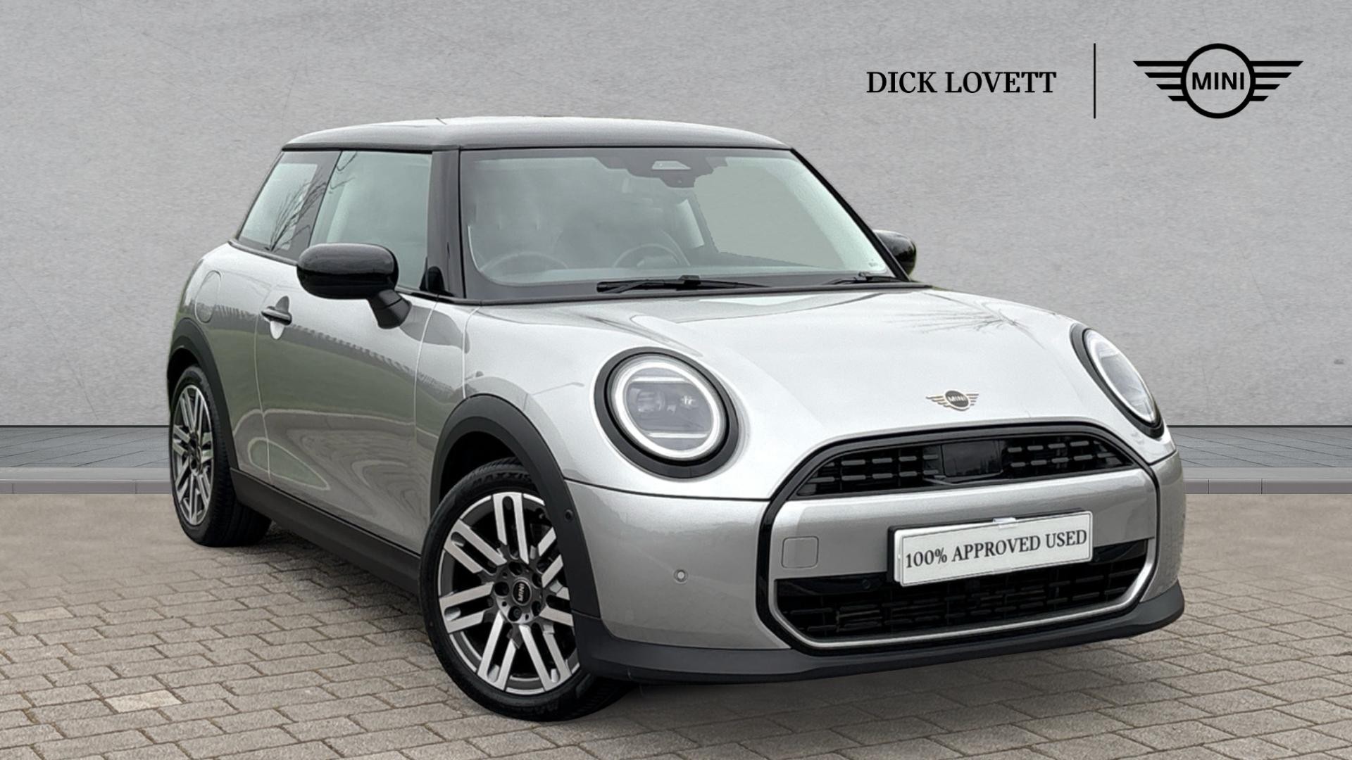 Main listing image - MINI Hatchback