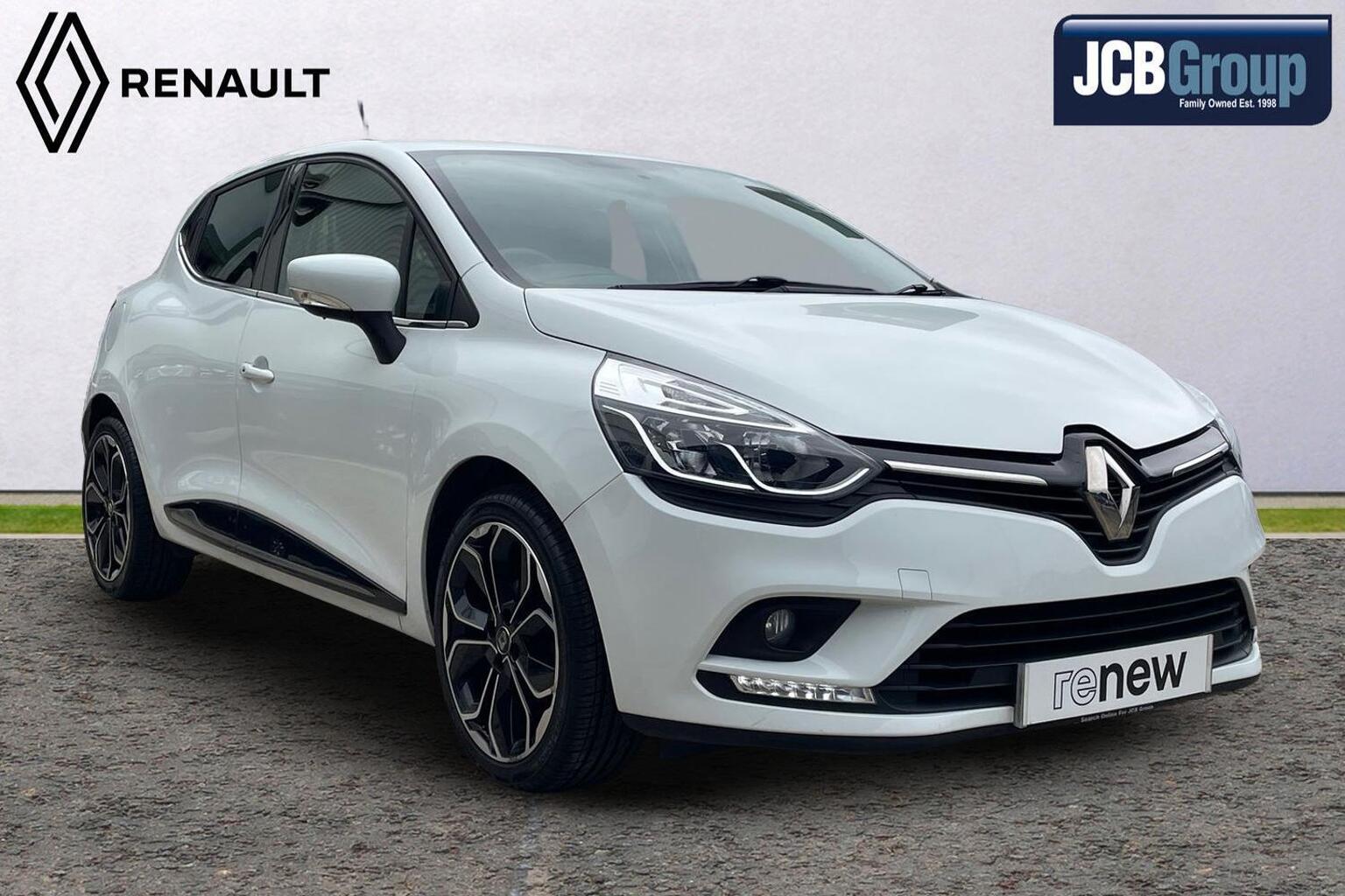 Main listing image - Renault Clio