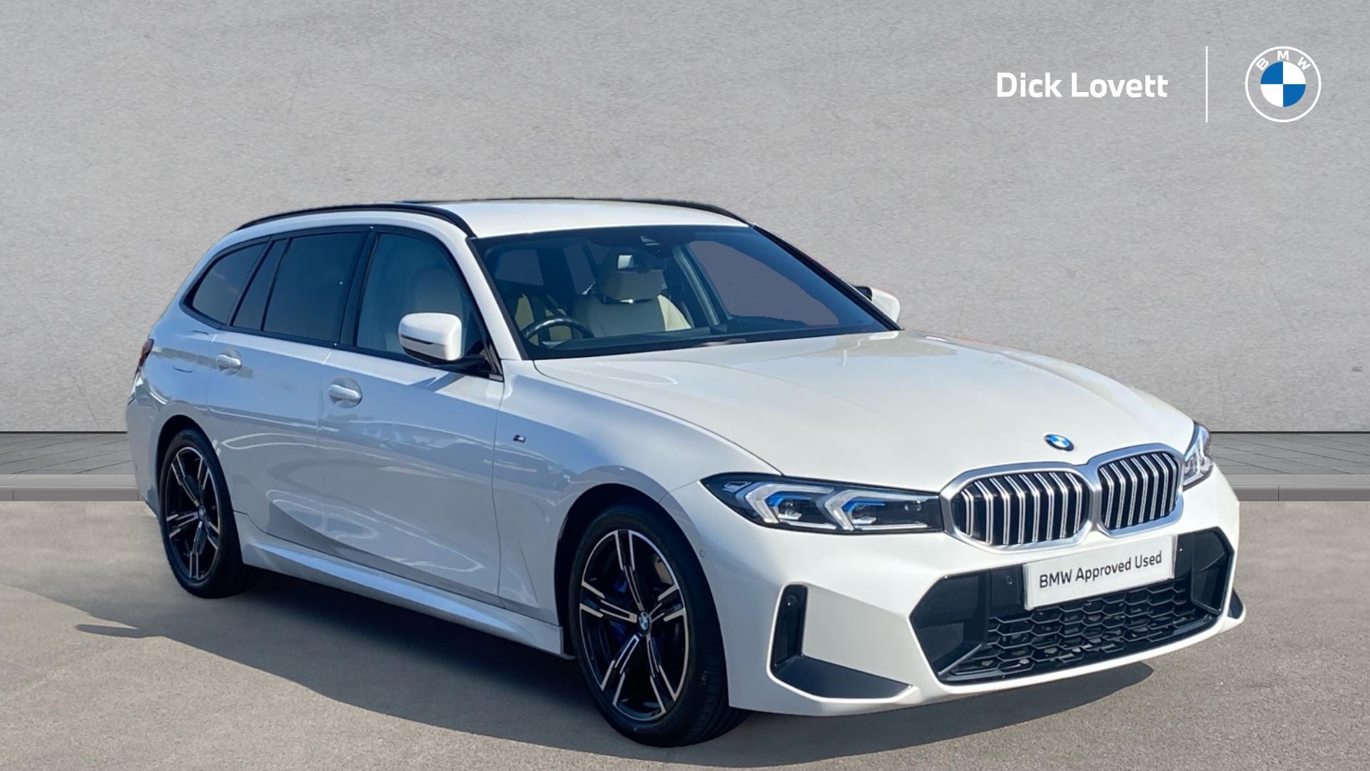 Main listing image - BMW 3 Series Touring