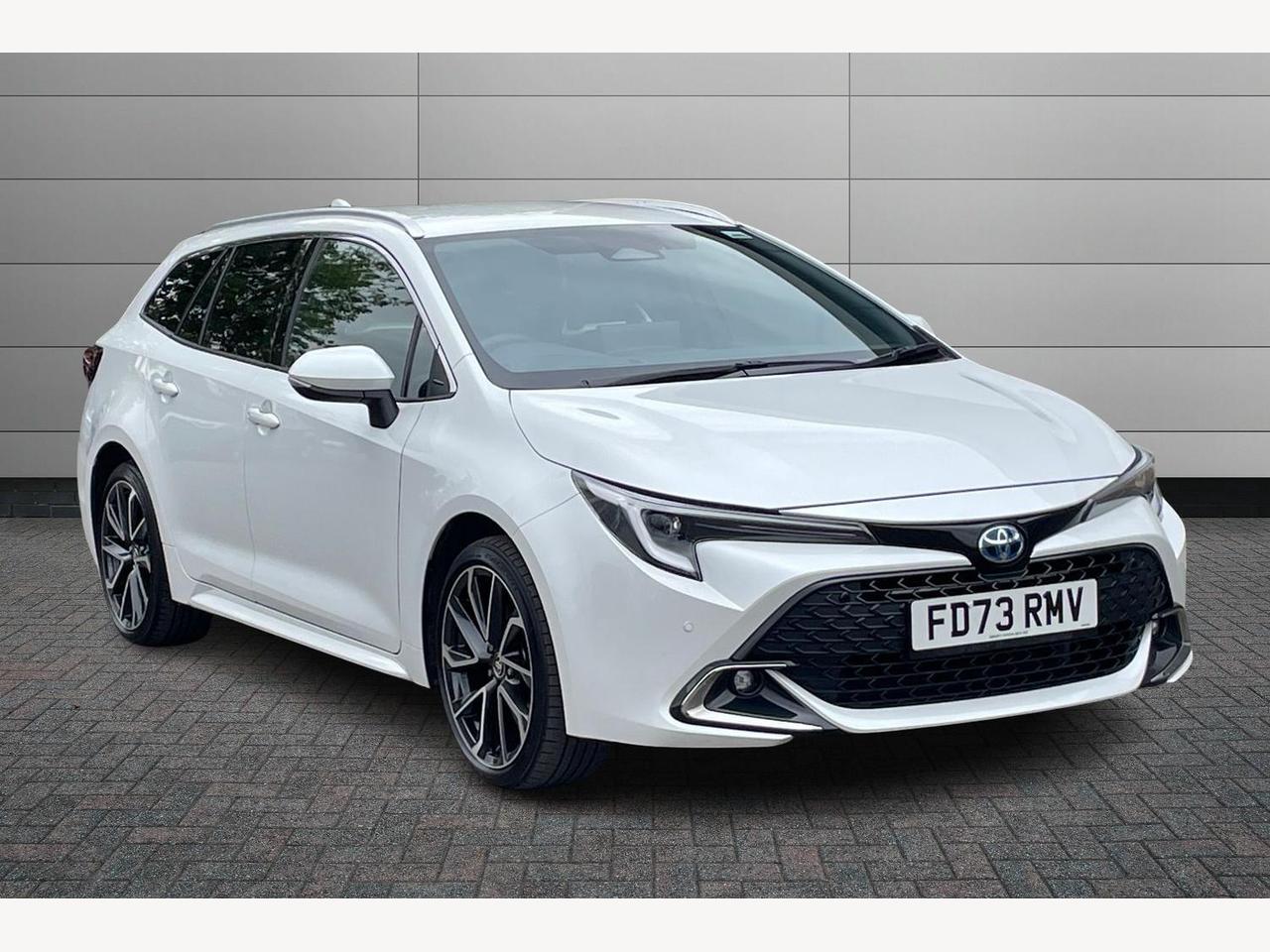 Main listing image - Toyota Corolla Touring Sport