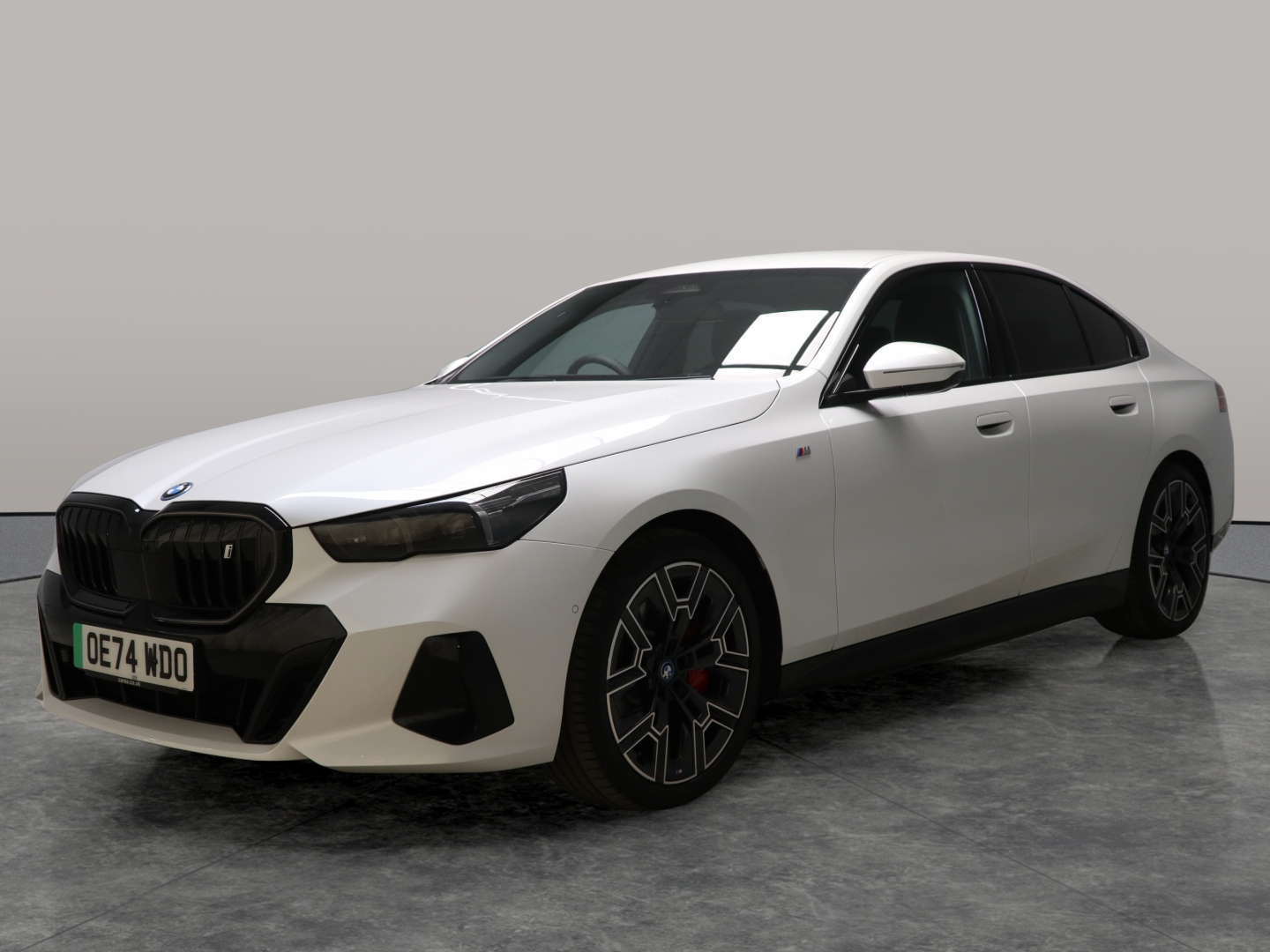 Main listing image - BMW i5